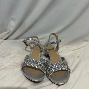 It’s OK Silver Elegant braided design Sandals Size 9.5 – Formal Evening Shoes